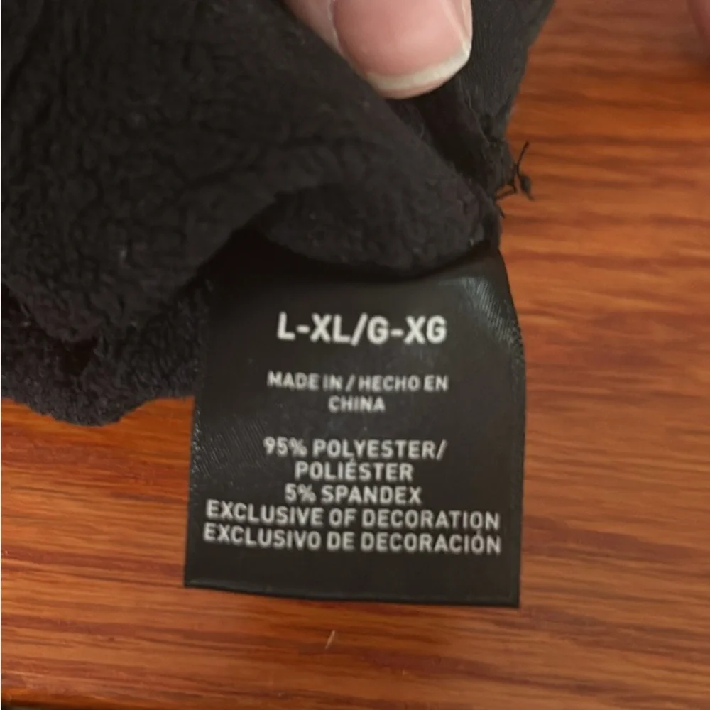 Swiss Tech Cozy Black Winter Gloves